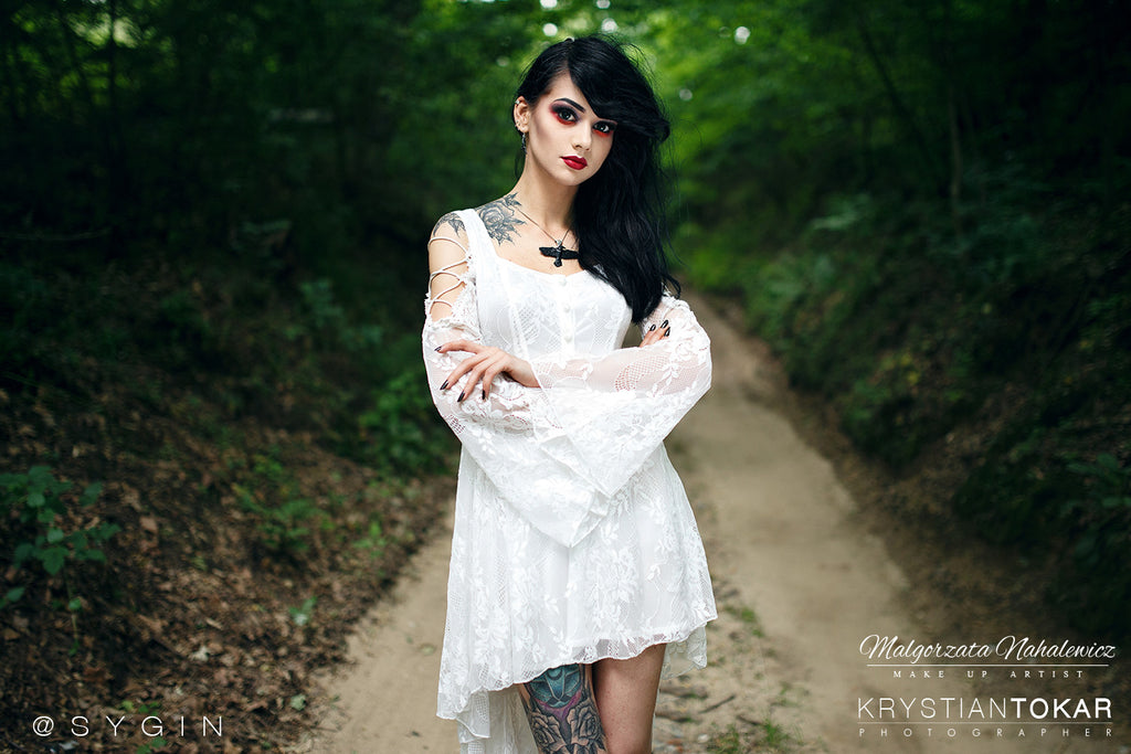 New gothlolibeauty photo of DW053WH white lace dovetail dress wear by sygin,click to see more